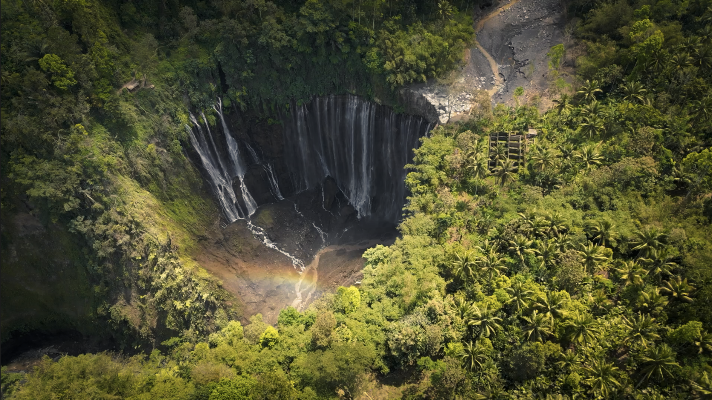 Tumpak Sewu Waterfall, Java Indonesia